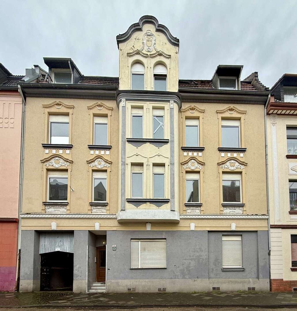Leerstehendes 7-Familienhaus in Gelsenkirchen