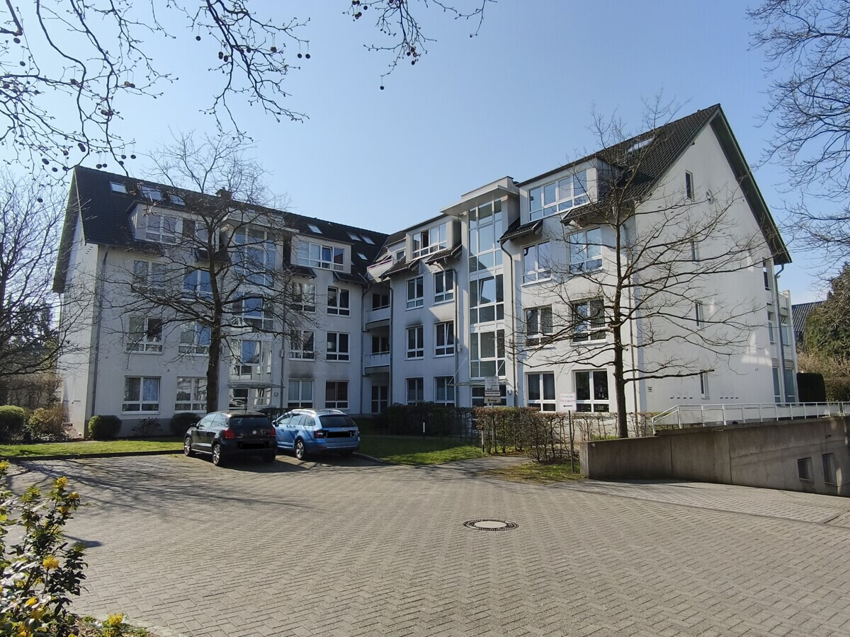 Attraktive 3-Zimmer-Wohnung mit West-Terrasse in der Nähe der Universität Düsseldorf in ruhiger Lage