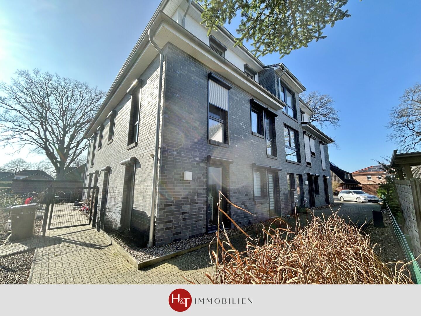 Moderne Penthouse-Wohnung zentral in Varrel!