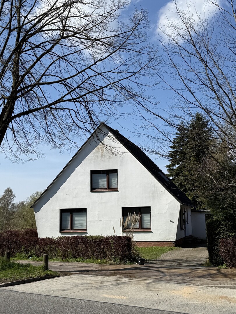 Baugrundstück mit Entwicklungspotenzial in Lübeck - 
Moislinger Allee 118 – 886 m² Grundstück