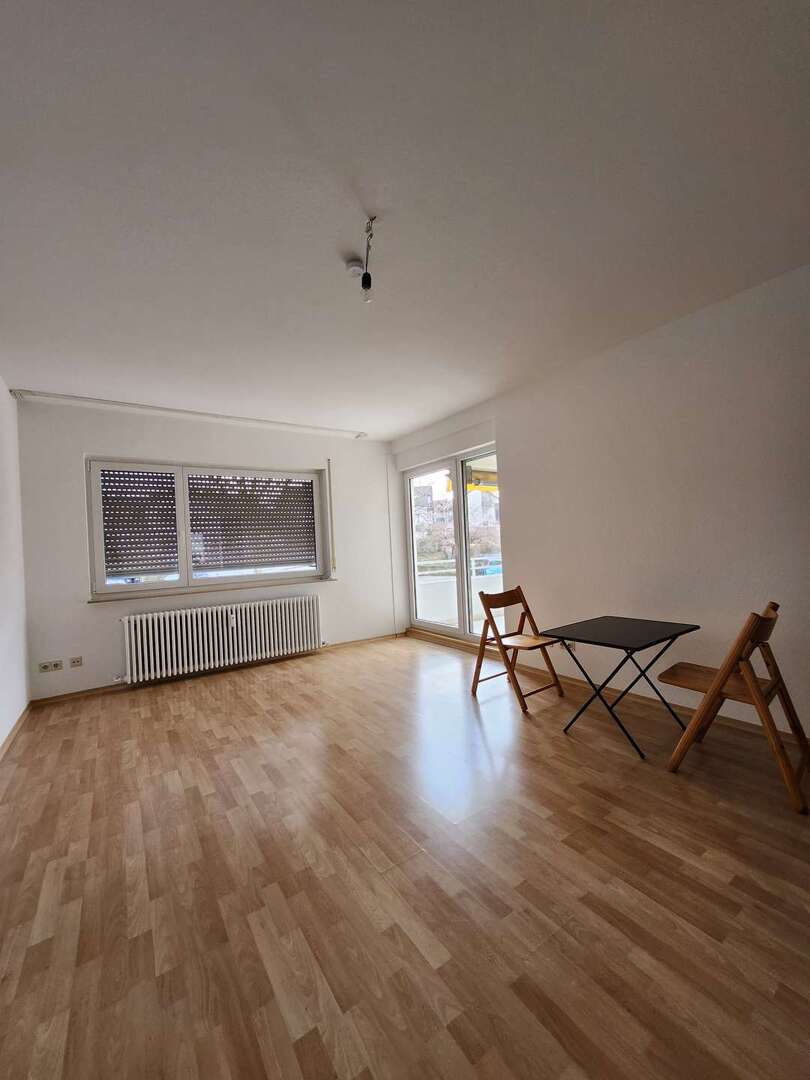 gepflegte 4,5-Zimmer-Wohnung mit Balkon