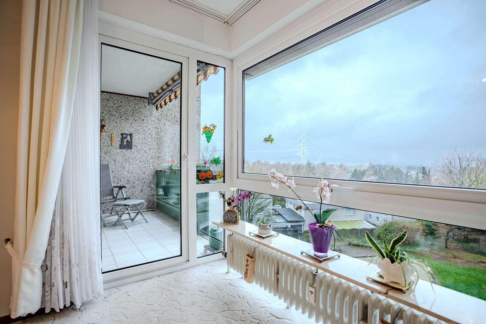 101m² für Eigennutzer in Haan –Renovierungsbedürftige Eigentumswohnung mit Balkon, Garagenstellplatz