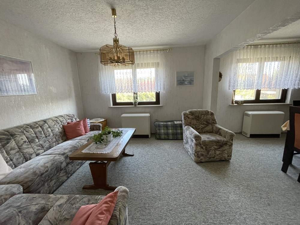 Erfurter Umland - sofort bezugsfertiges Einfamilienhaus mit Hof/ Garten in ruhiger Lage