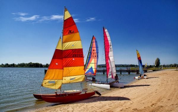 Wohnen, wo andere Urlaub machen – REH (KfW70) nur wenige Schritte vom Altmühlsee entfernt