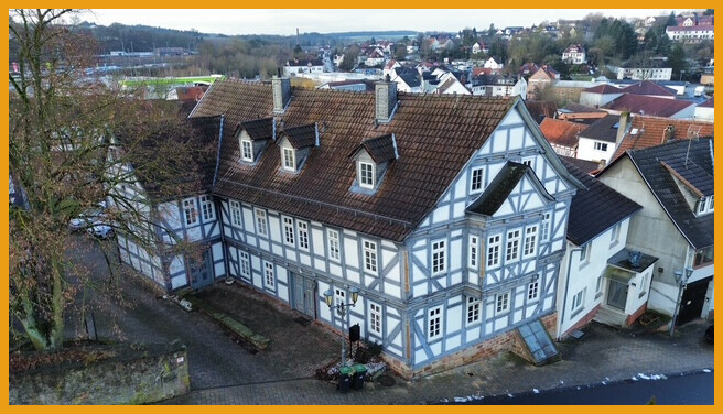 IHR HISTORISCHES SPARSCHWEIN! 
KEINE KÄUFERPROVISION!