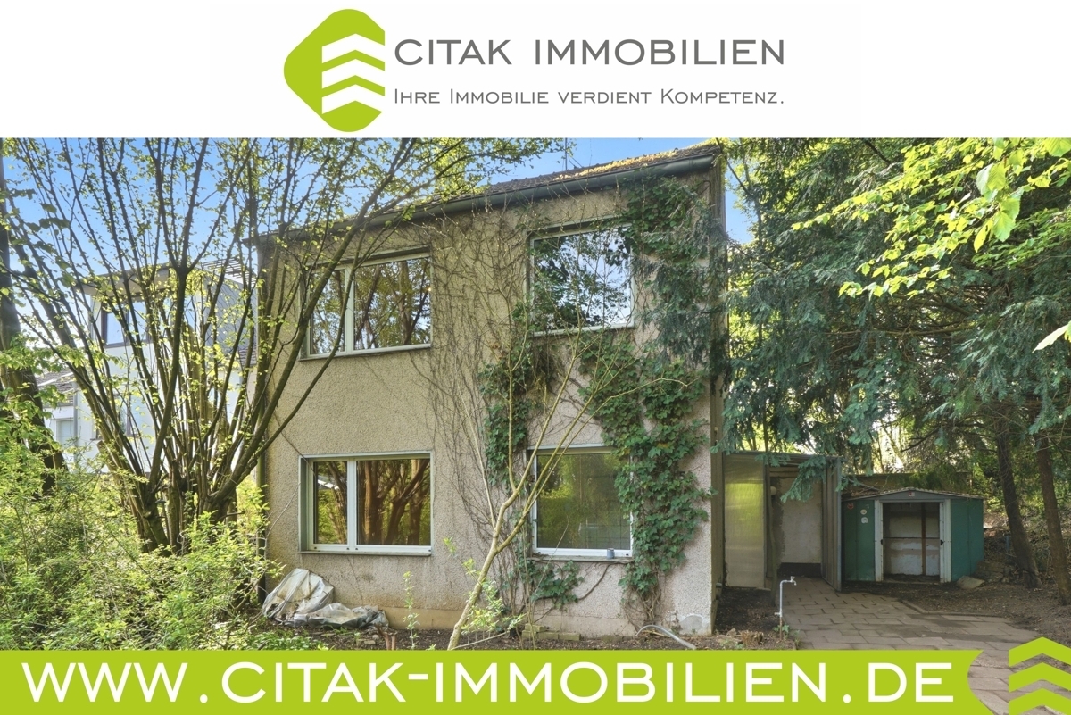 Sanierungsbedürftiges Reihenendhaus mit Garage in Köln-Heimersdorf (Erbpachtgrundstück)