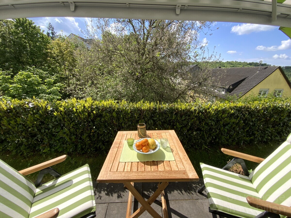 Stilvolle 2-Zimmer-Eigentumswohnung mit sonniger Terrasse – Einziehen und Wohlfühlen