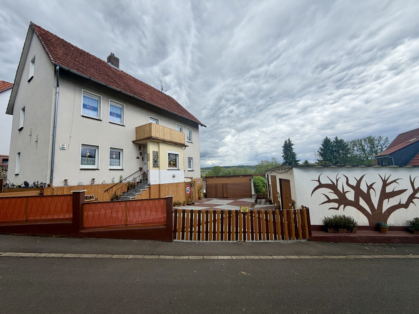 Großzügiges Einfamilienhaus in Homberg STT!