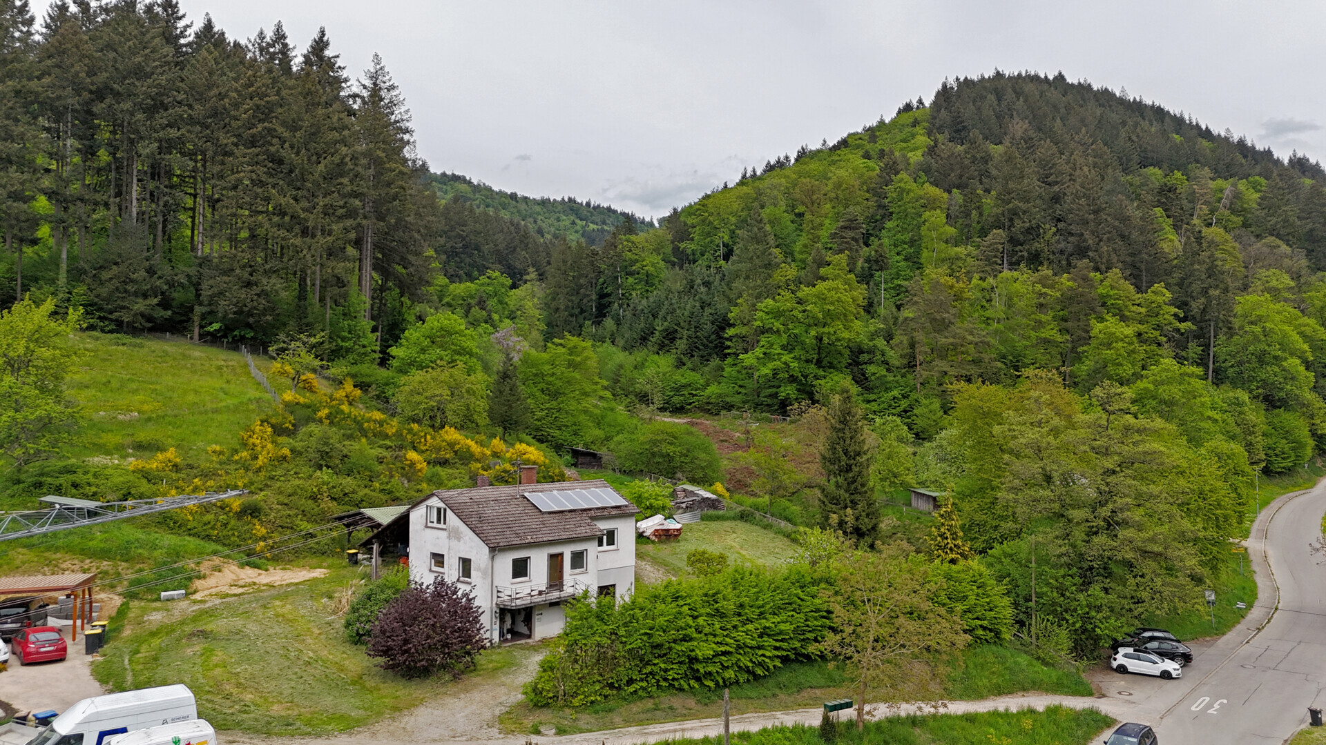 Einfamilienhaus 
zwischen Grün- und Waldfläche
Großzügig  - Grün - Gestaltbar