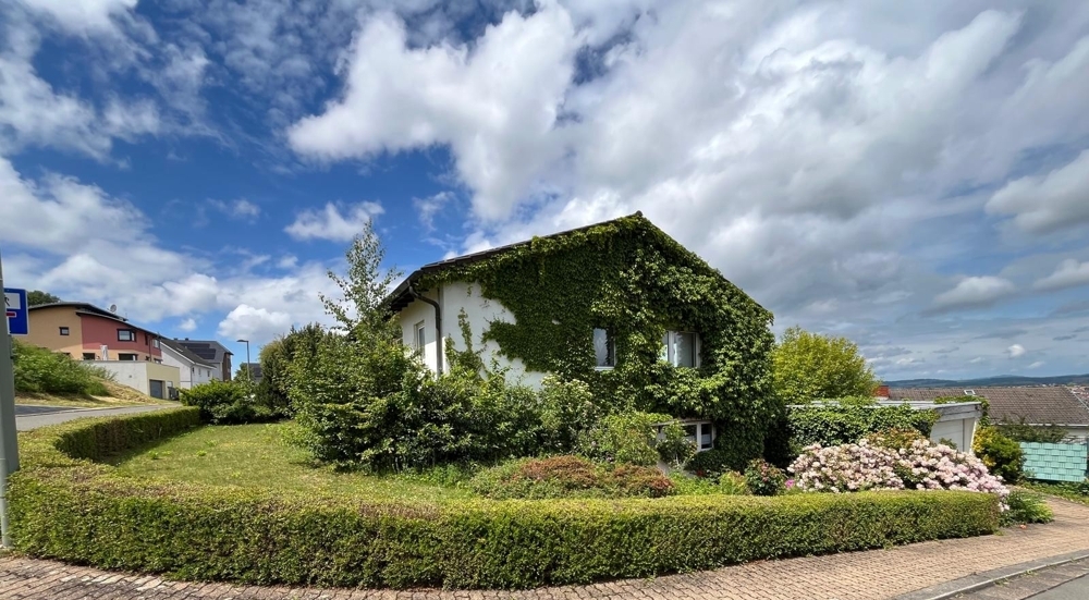 Licht- Raum- Lebensqualität-  Ihr neues Zuhause in Riegelsberg