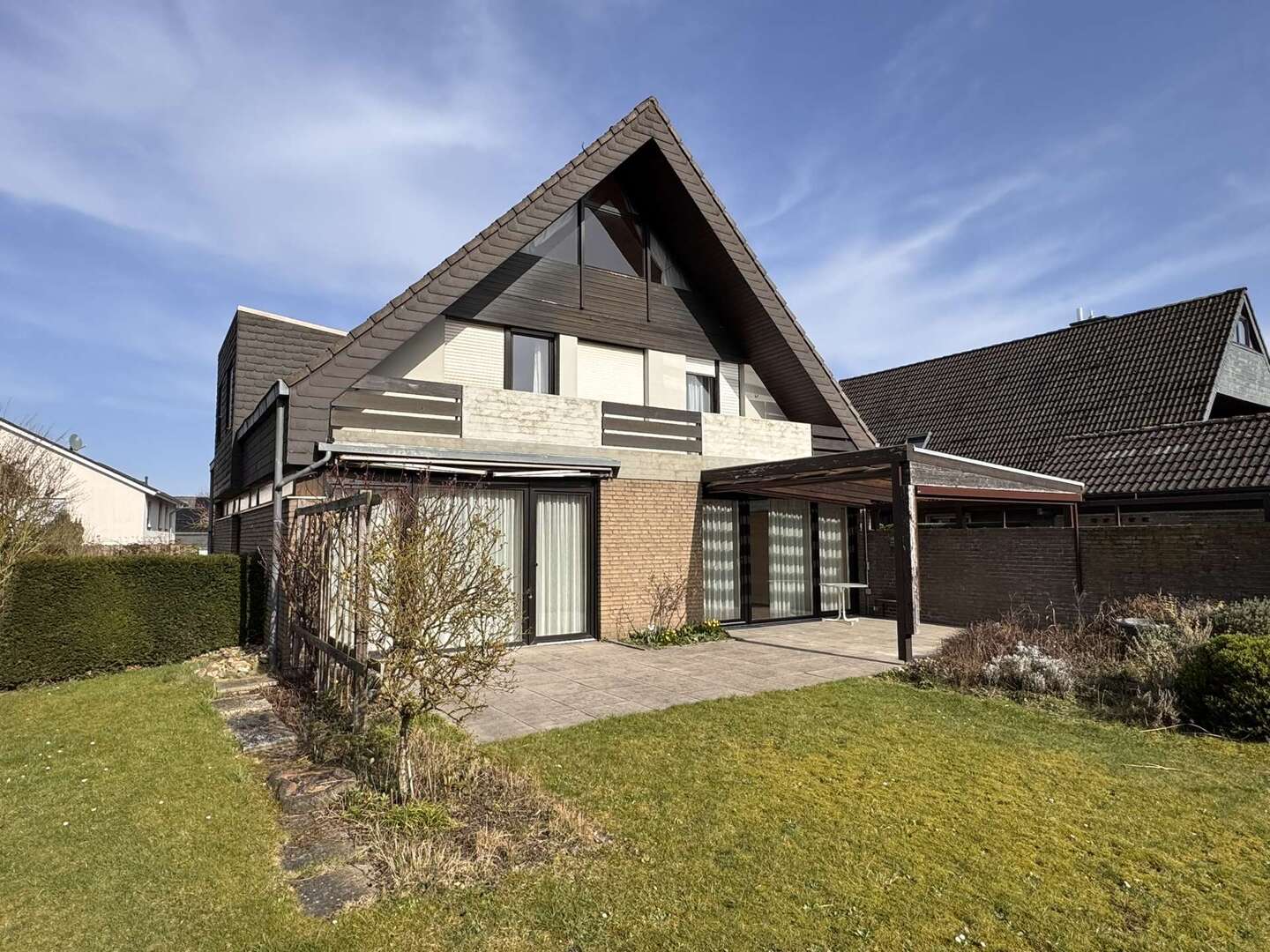 Ihr neues Zuhause: Großzügiges Familienhaus mit Gartenidylle in Rheine - Wietesch