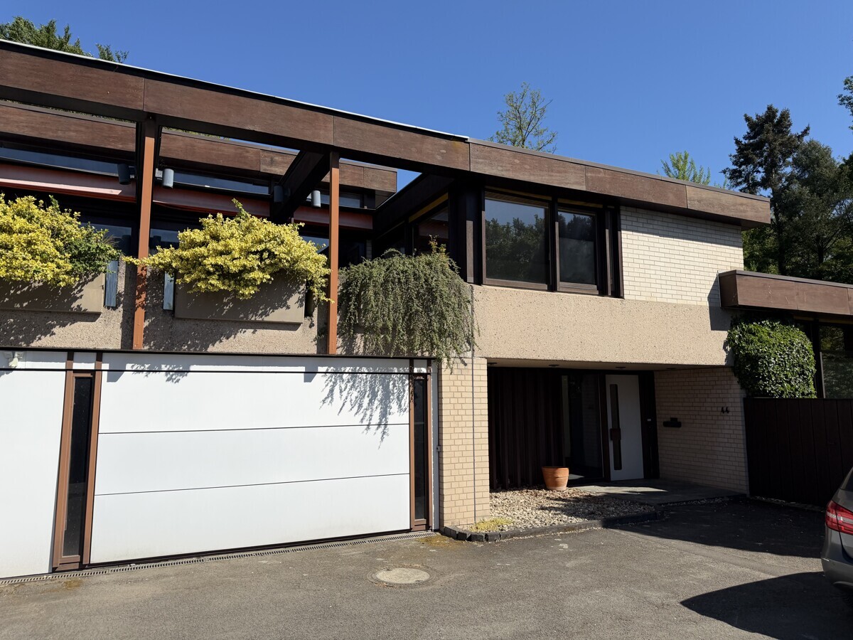Dillingen/Saar: Architektenhaus (182 m²) mit Garten und Garage, in beliebter Toplage am Fischerberg