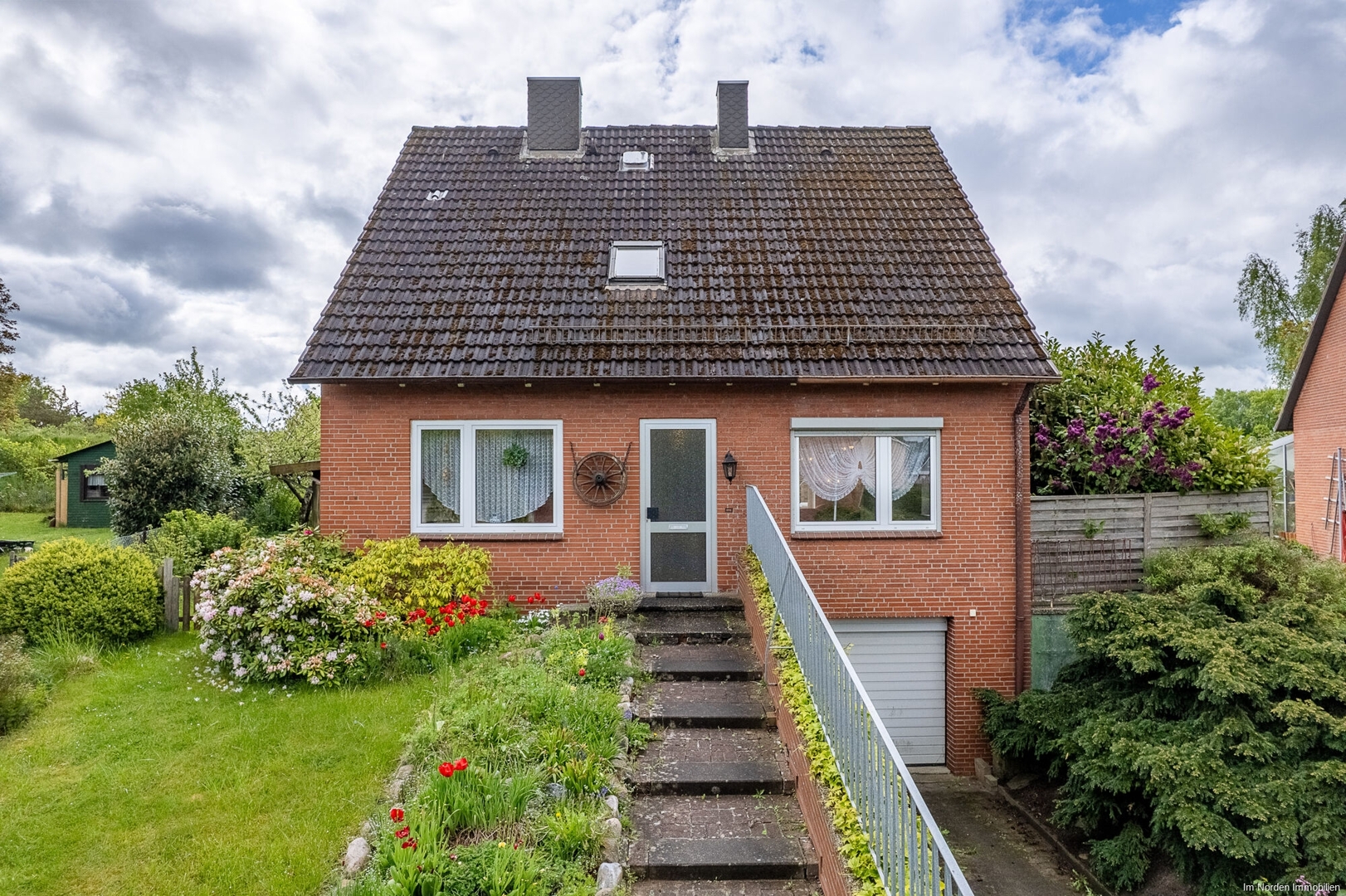 Solides Einfamilienhaus mit Platz für neue Wohnideen in Eutin