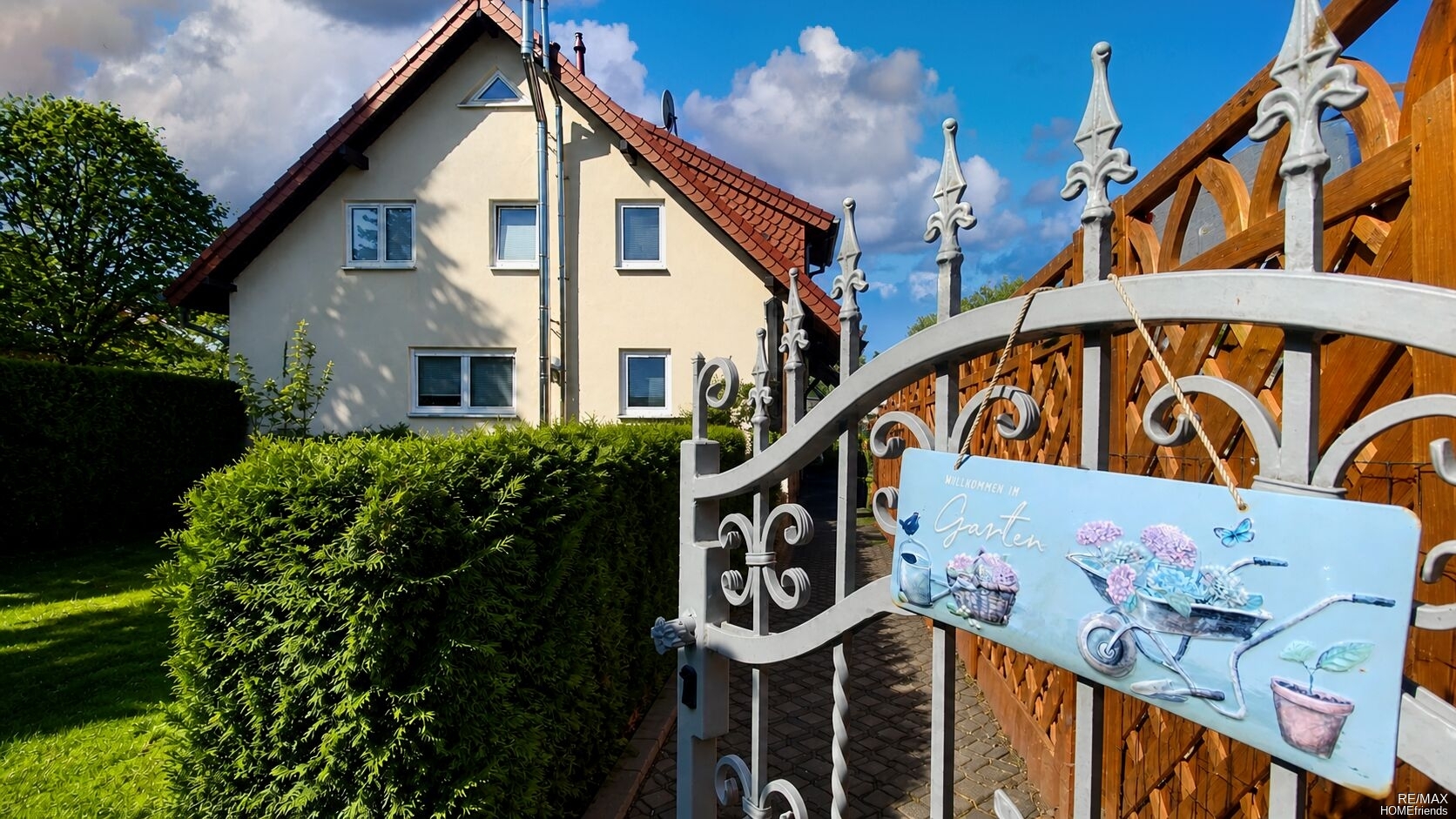 Doppelhaushälfte nahe Müggelsee | Niedrigenergiehaus mit Wintergarten & Kamin in ruhiger Lage von Berlin-Köpenick