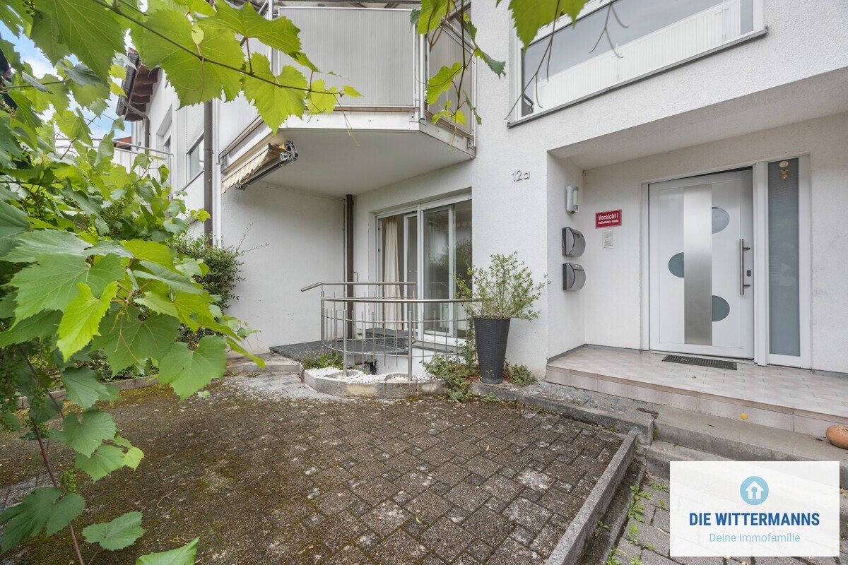 Ein Haus mit zwei Wohnungen in Lörrach OT Tumringen !!!