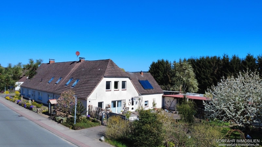 Mehrfamilienhaus mit großem Grundstück nahe der Landeshauptstadt Schwerin