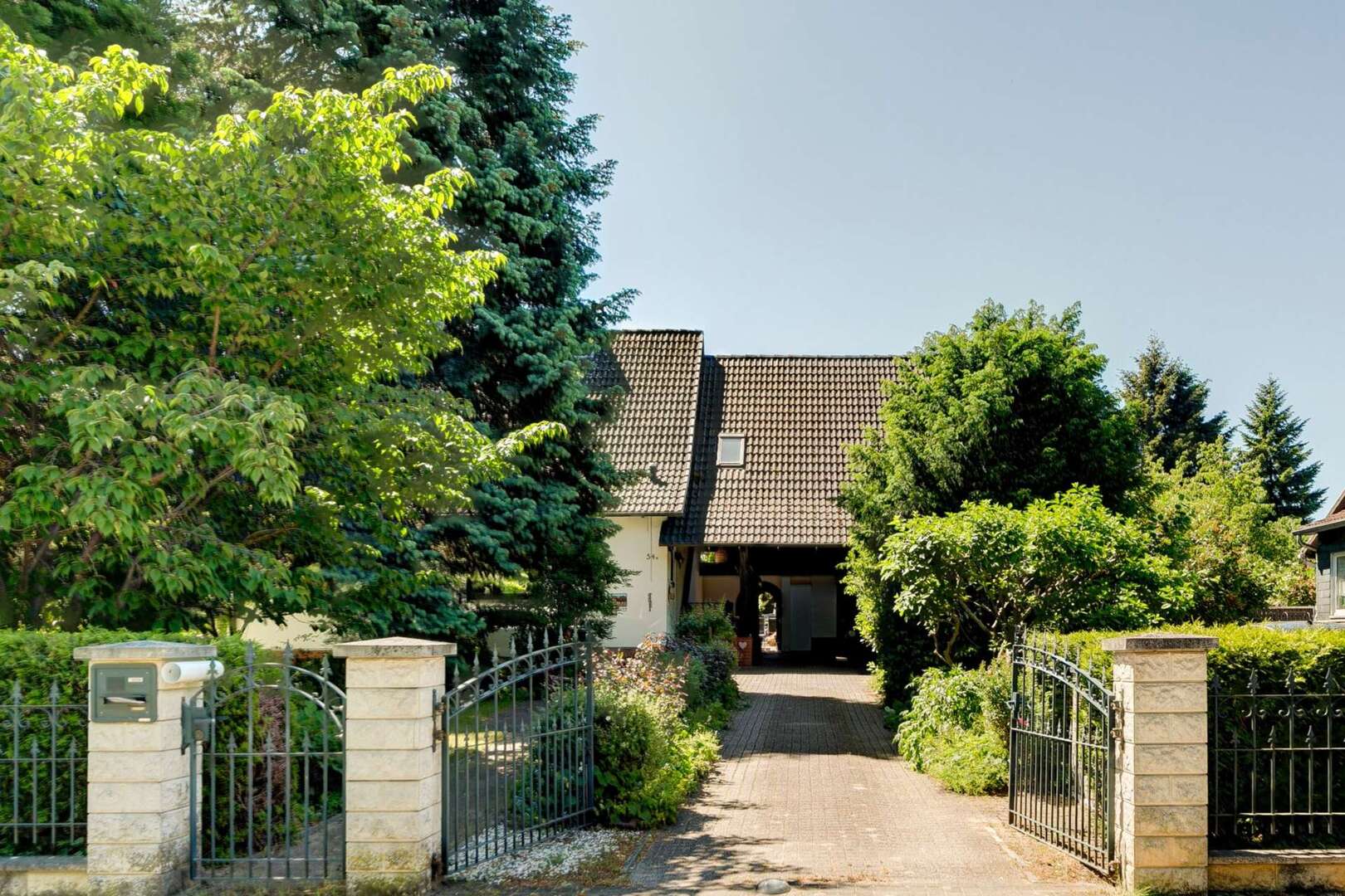 Kapitalanlage in begehrter Wohnlage von Bad Belzig – Einfamilienhaus mit großem Grundstück