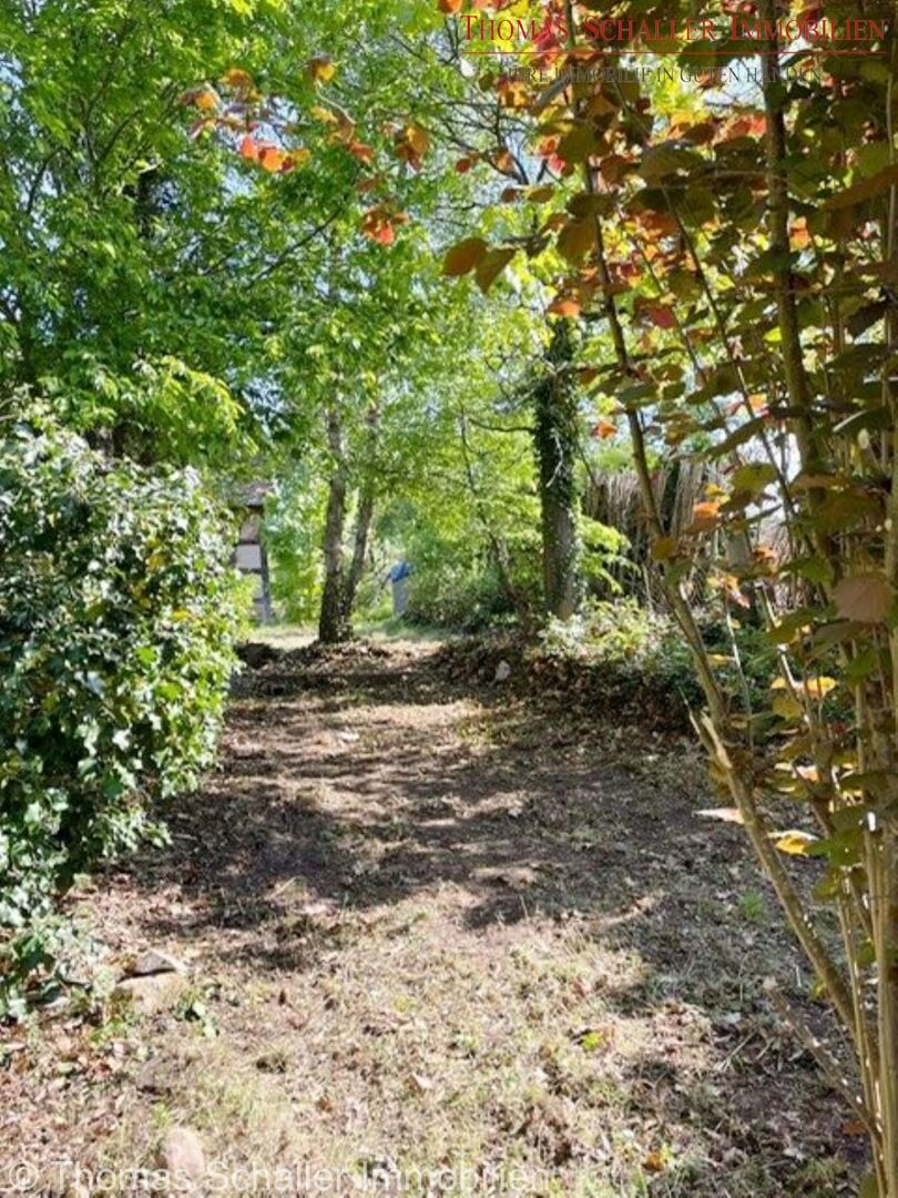 Baugrundstück mit Altbestand in Pyrbaum OT Oberhembach