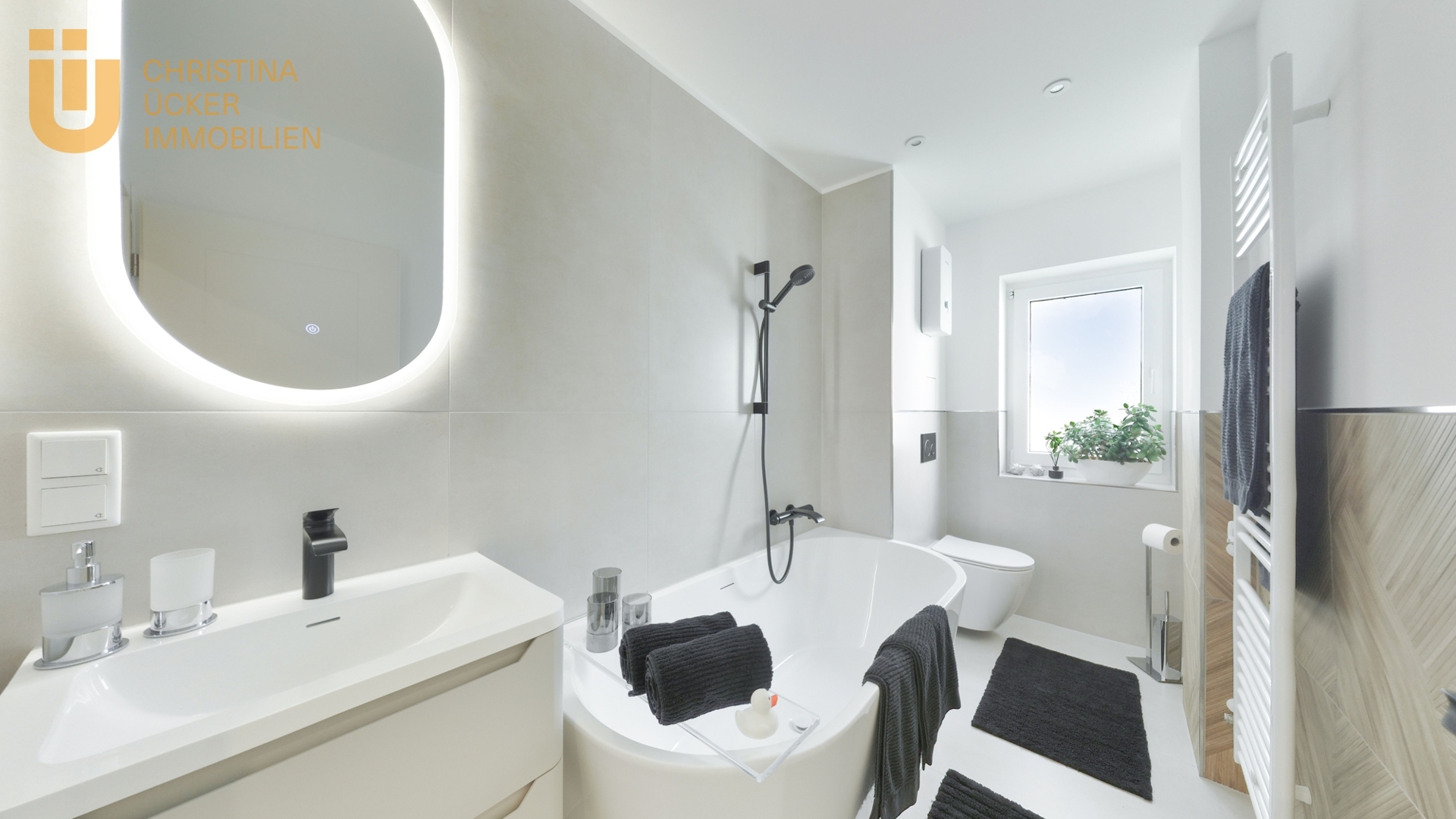 Hochwertige 3-Zimmer-Wohnung mit Balkon, Aufzug, Garage und Stellplatz in Rodgau-Nieder-Roden