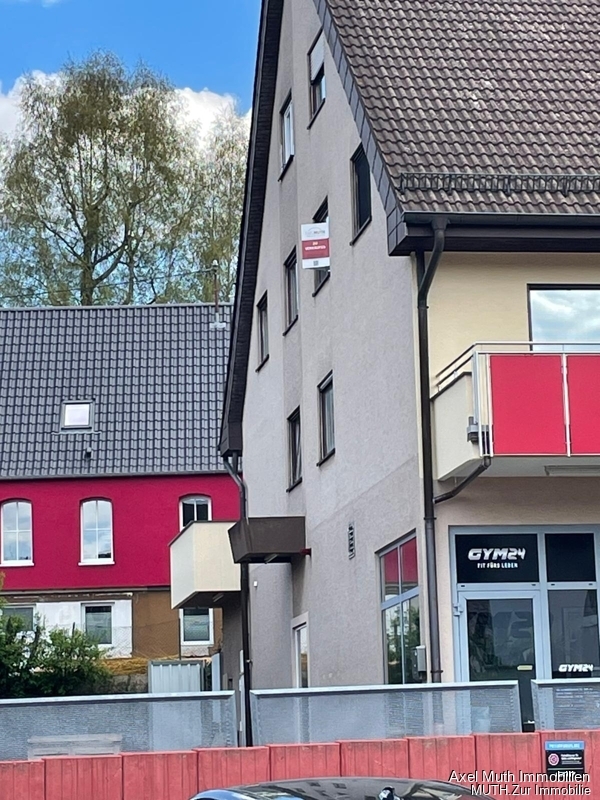 PREISSENKUNG - Gut geschnittene 3 1/2 Zi. Wohnung, sofort frei, im Kurort, barrierefrei, Aufzug, TG, Balkon.