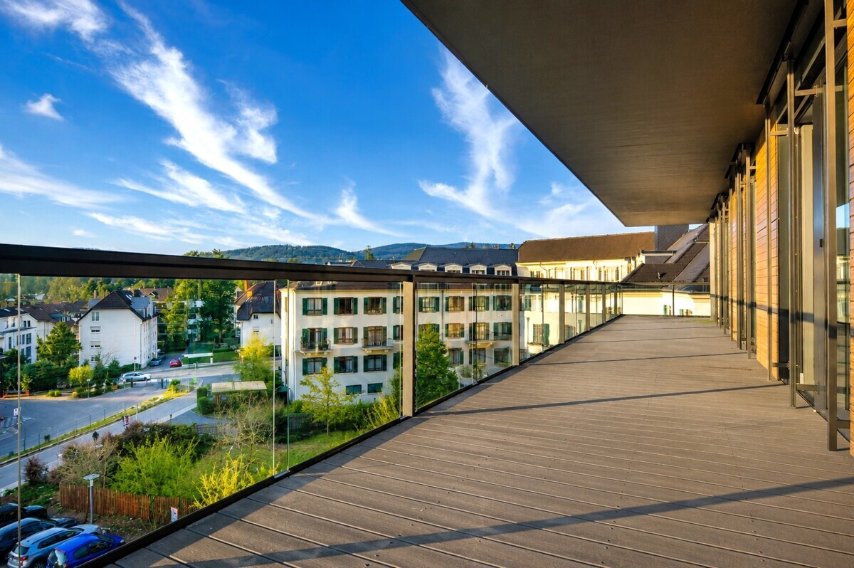 Praxis- oder Bürofläche mit Penthouse-Feeling im modernen Ärztehaus