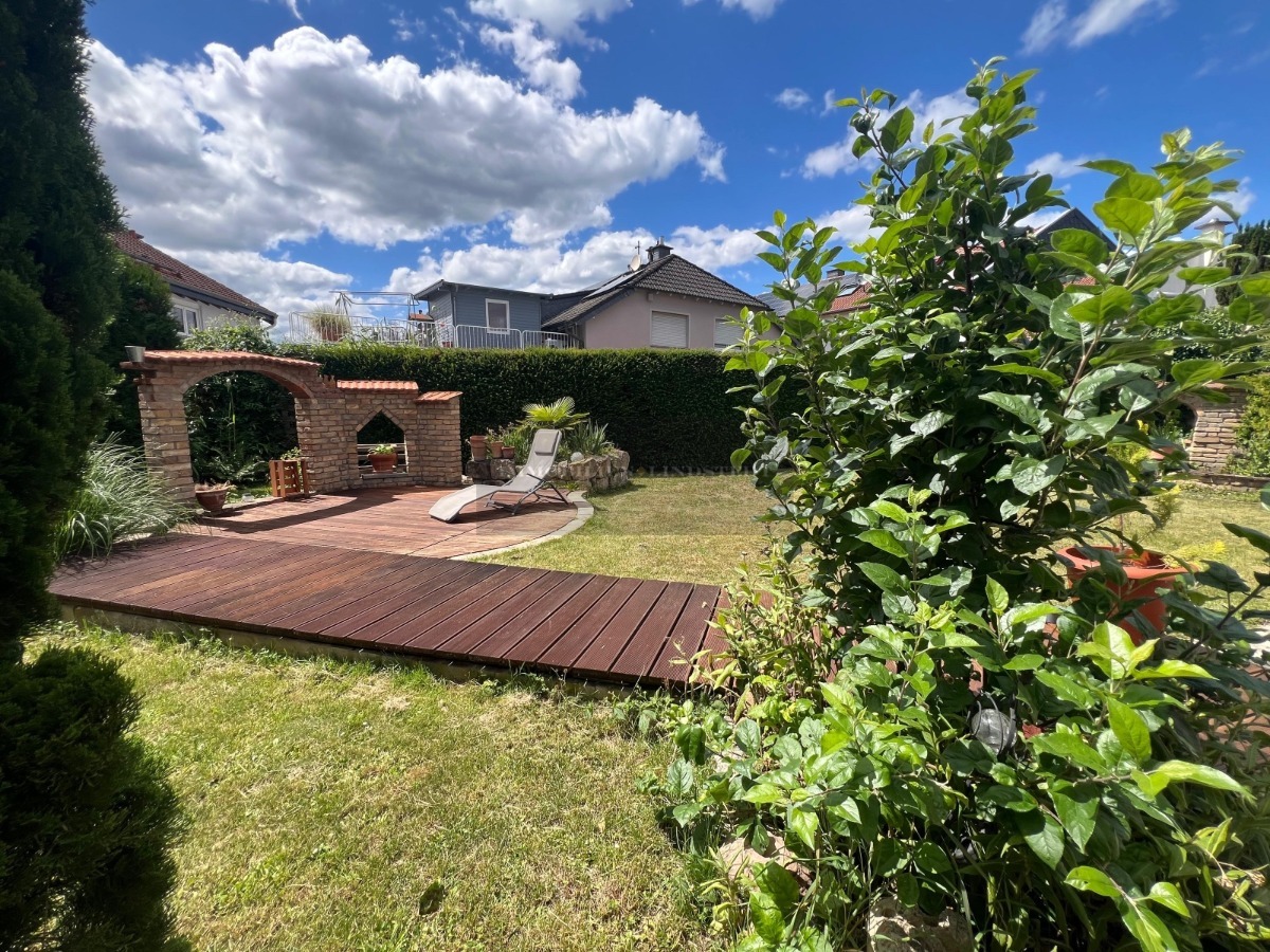 immobilien-lindstedt.de / TRAUMHAFTE GELEGENHEIT IN BINGEN DIETERSHEIM! SCHNELL SEIN!