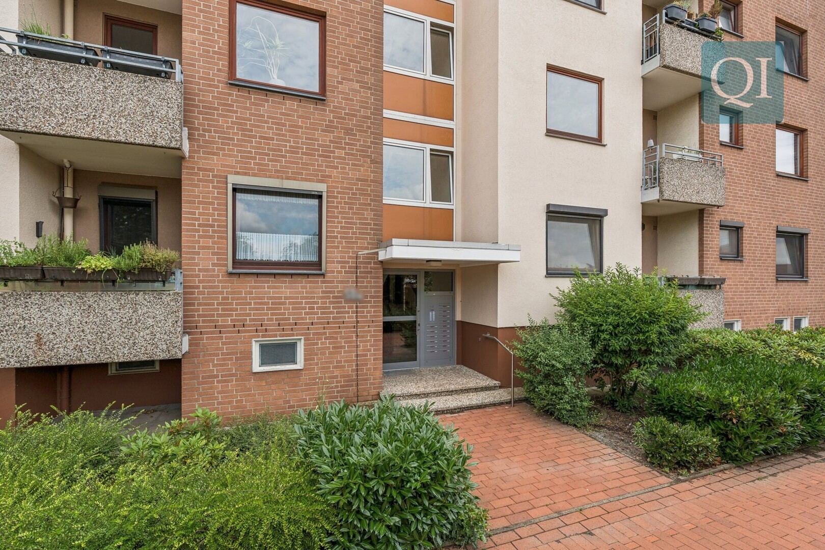 QI: Groß Buchholz / Heideviertel - gepflegte 3-Zimmer Wohnung mit Terrasse & Balkon