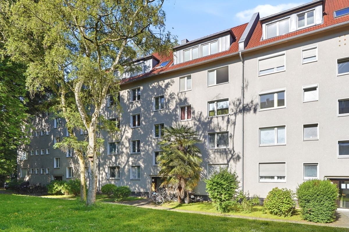 3-Zimmer Wohnung mit EBK & Loggia in Köln-Nippes