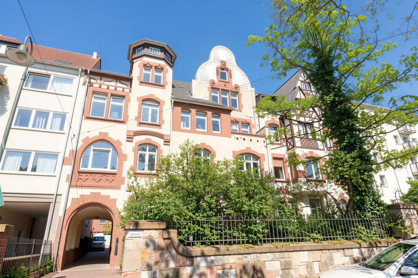 WRS Immobilien - Darmstadt-Bessungen - DG-Maisonette - 5  Zimmer Wohnung mit Balkon