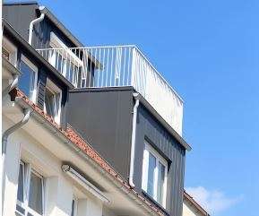 ++OASE IN NIPPES -  BESTE LAGE  - 2 - ZIMMER - WOHNUNG  MIT SONNENTERRASSE - MODERNISIERT++