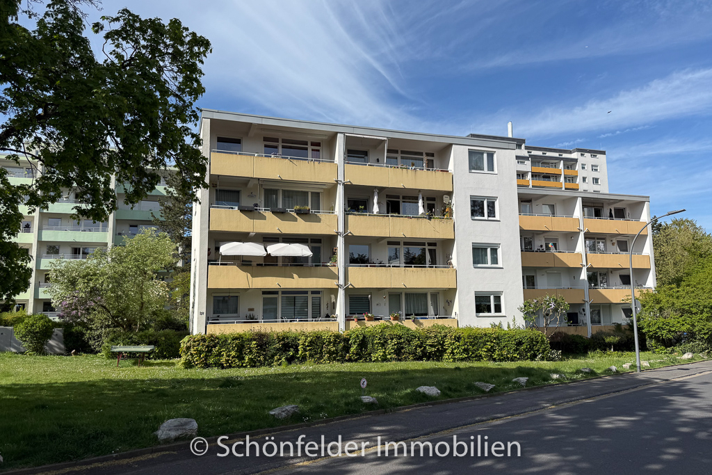 Klasse geschnittene 4 ZW im obersten Geschoss * vermietet * provisionsfrei