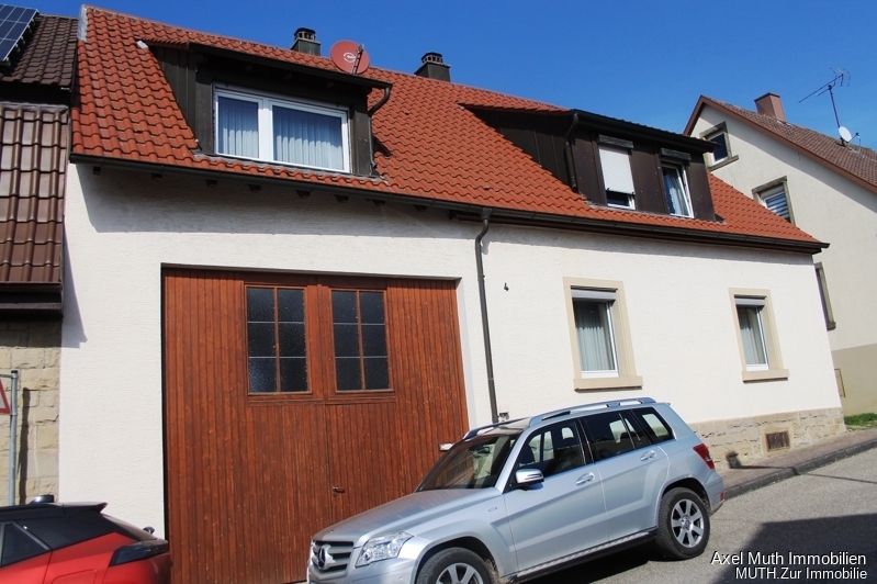 Für Macher statt Mitläufer - Doppelhaushälfte mit großer Werkstatt!