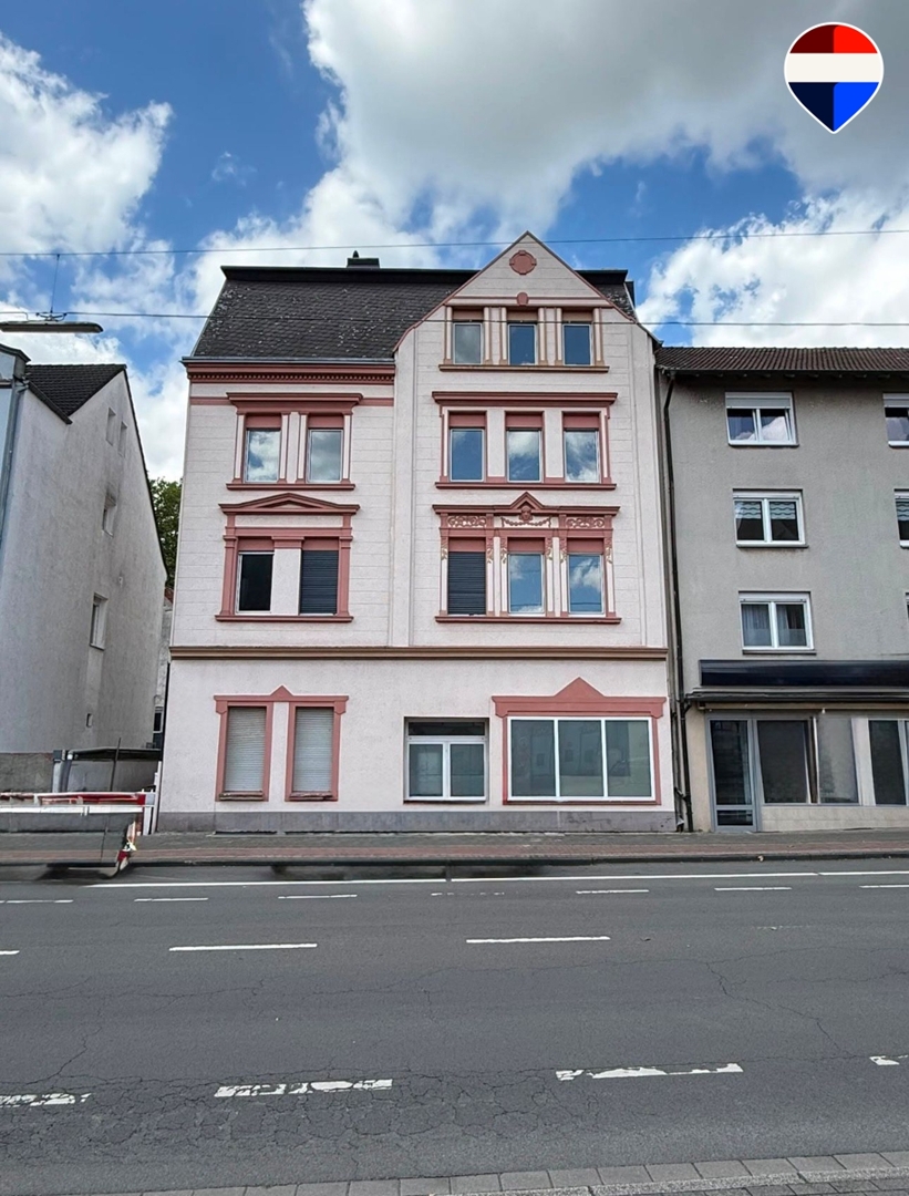 WOHN- & GESCHÄFTSHAUS IN RECKLINGHAUSEN – Gründerzeitbau mit Ladenlokal + 4 Wohneinheiten