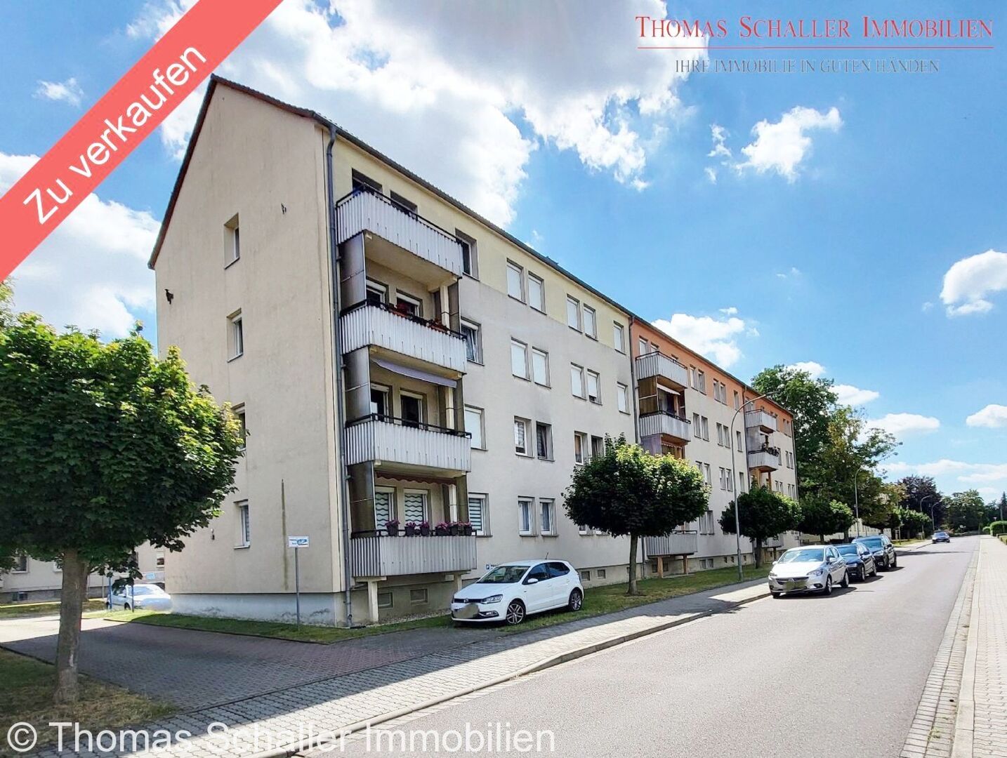 Schöne ruhig gelegene 4 Raum Wohnung mit Balkon, Stellplatz u. Kellerraum