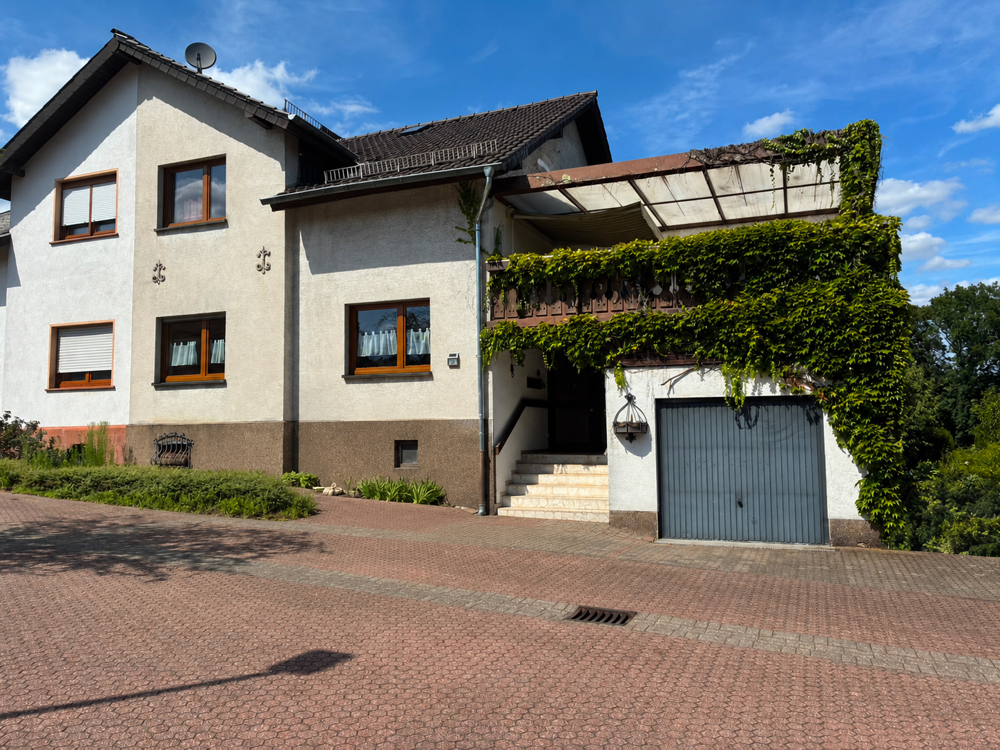 Einfamilienhaus mit Potenzial zum Zweifamilienhaus