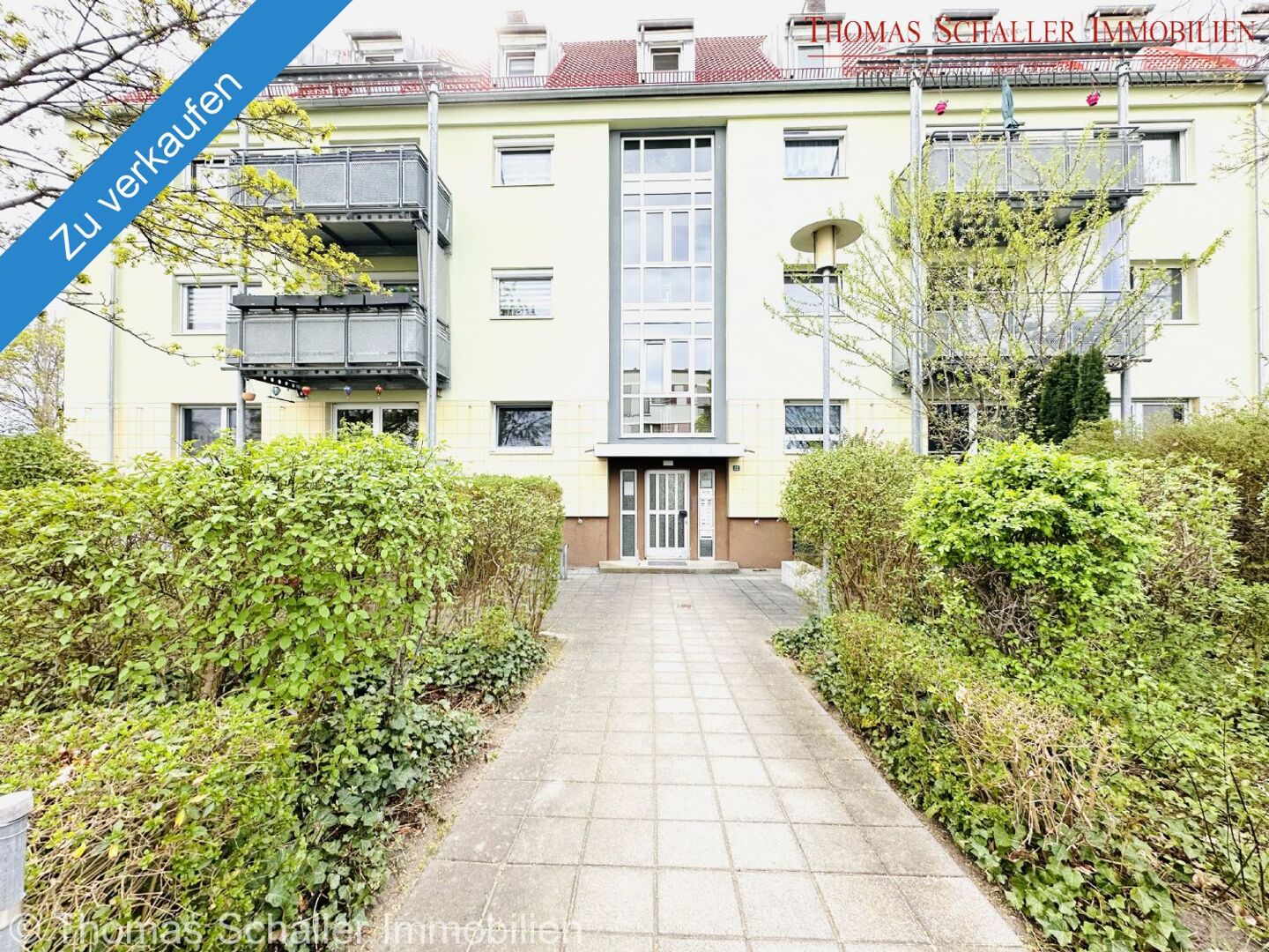 Großzügige 4-Zimmer-Wohnung 136 m² mit Balkon & moderner Einbauküche in Fürth am Südstadtpark