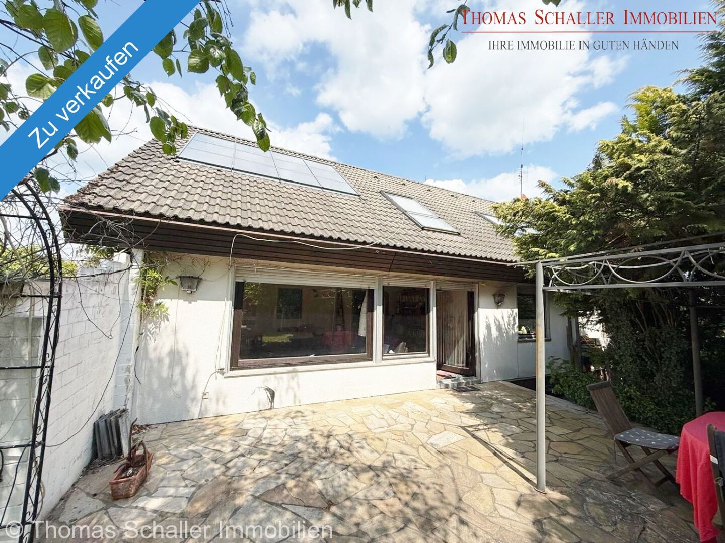 Viel Platz für Ihre Ideen – Einfamilienhaus mit Dachstudio, Doppelgarage und 923 m² Grundstück