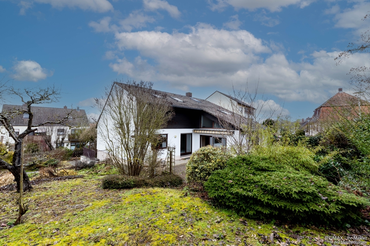 Familienfreundliches Einfamilienhaus mit großem Garten
