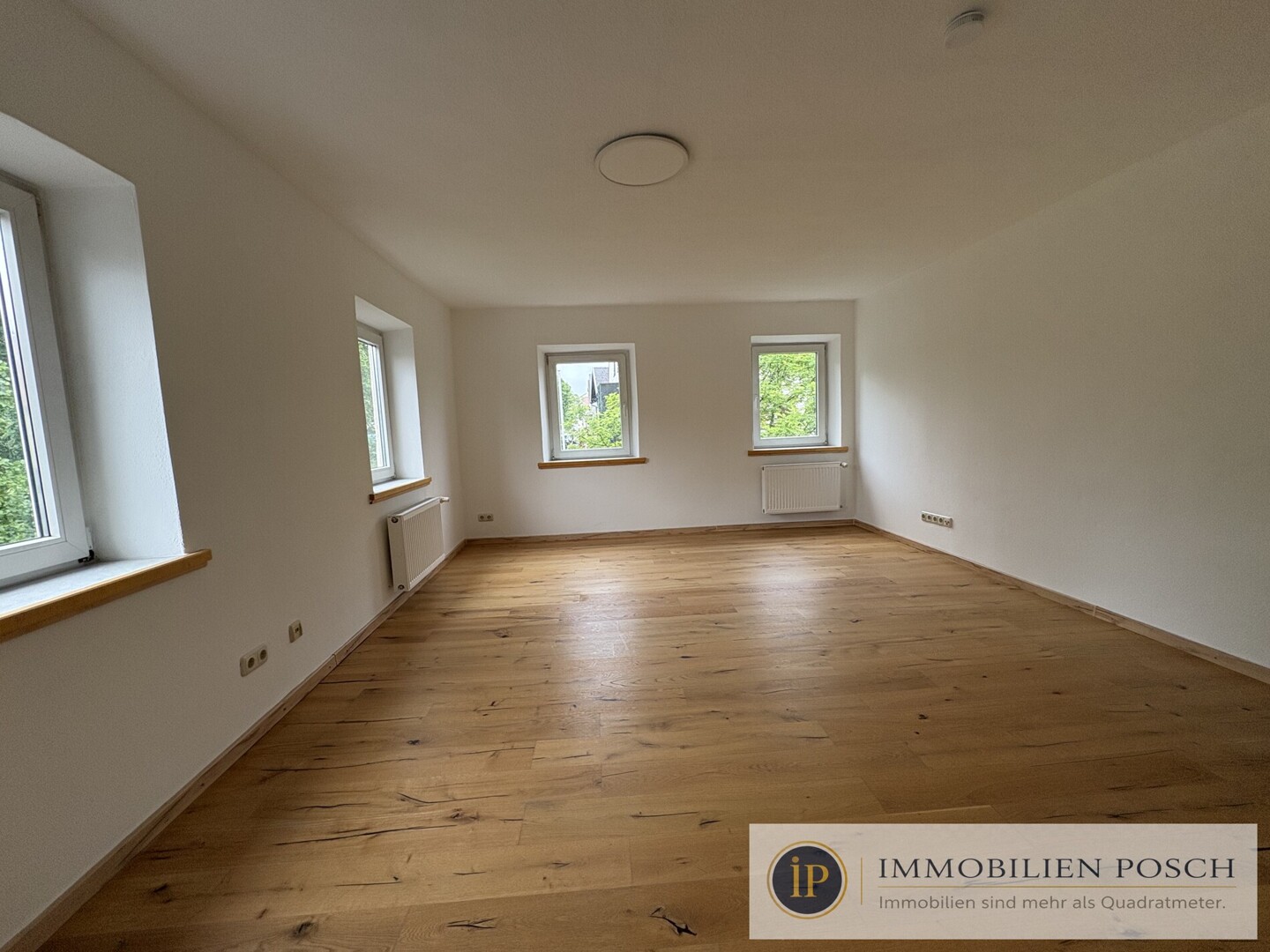 Frisch sanierte 4,5-Zimmer-Wohnung mit ca. 85 m² im historischen Ortskern von Isen
