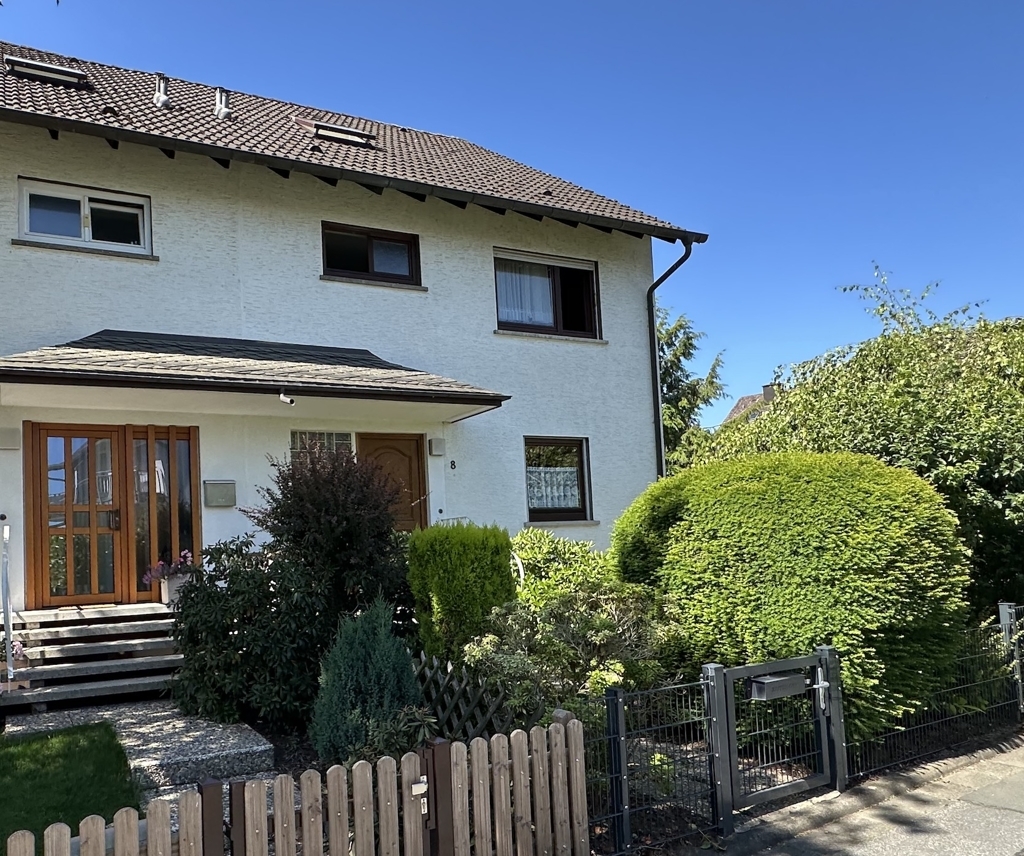 Villengebiet Eichwäldchen - viel Platz mit 6 Schlafzimmern - und sogar provisionsfrei