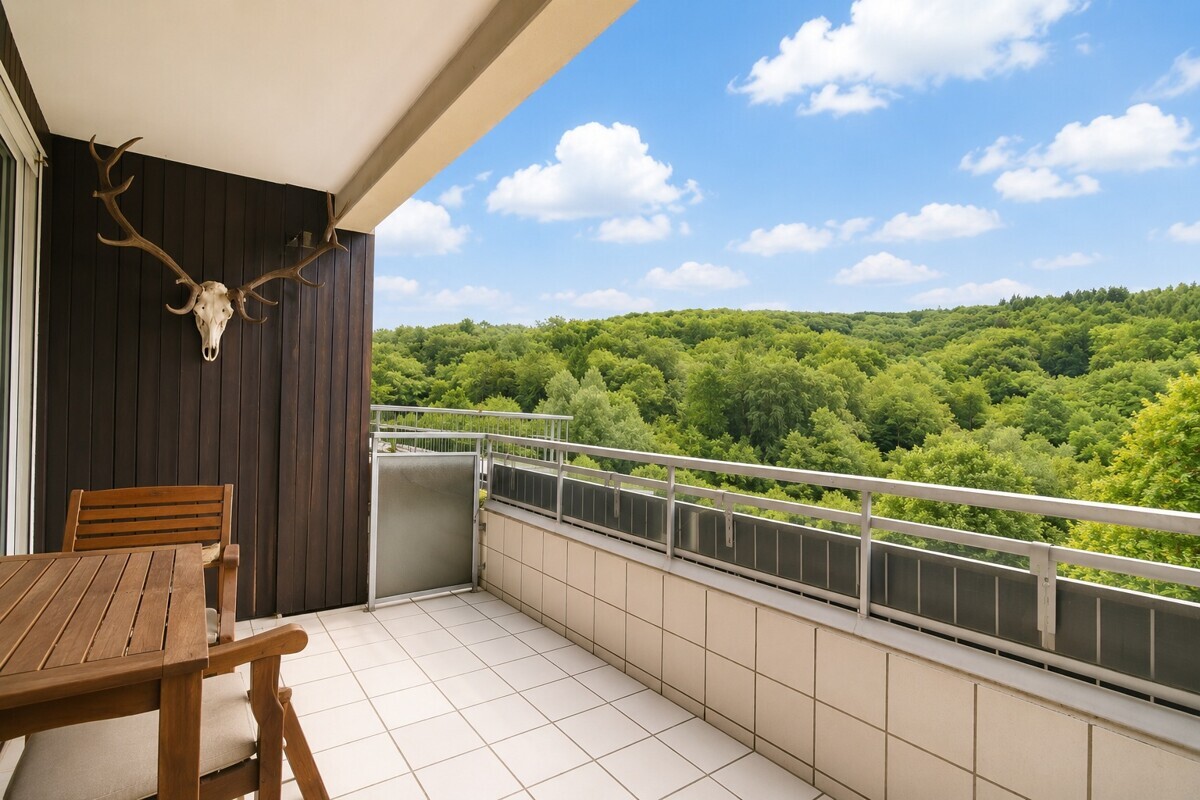 Fast wie im Penthouse - 3 Zi Wohnung + Stellplatz TG u. Wallbox.