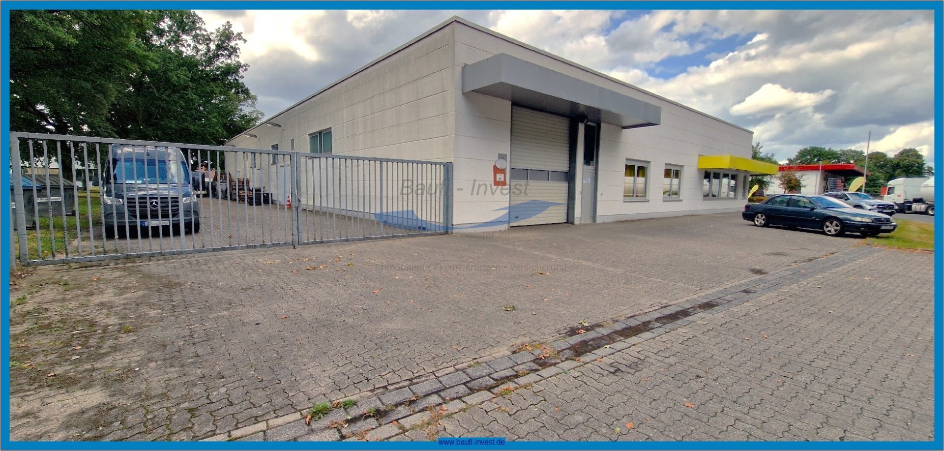 Moderne Halle ca. 1.475qm mit Büro und Ausstellungsfläche in Wesel