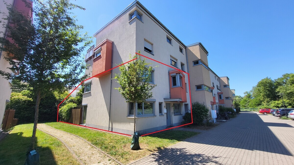 Provisionsfrei + Energie-Klasse B ! Reihen-Eck-Haus im Haus mit Garten