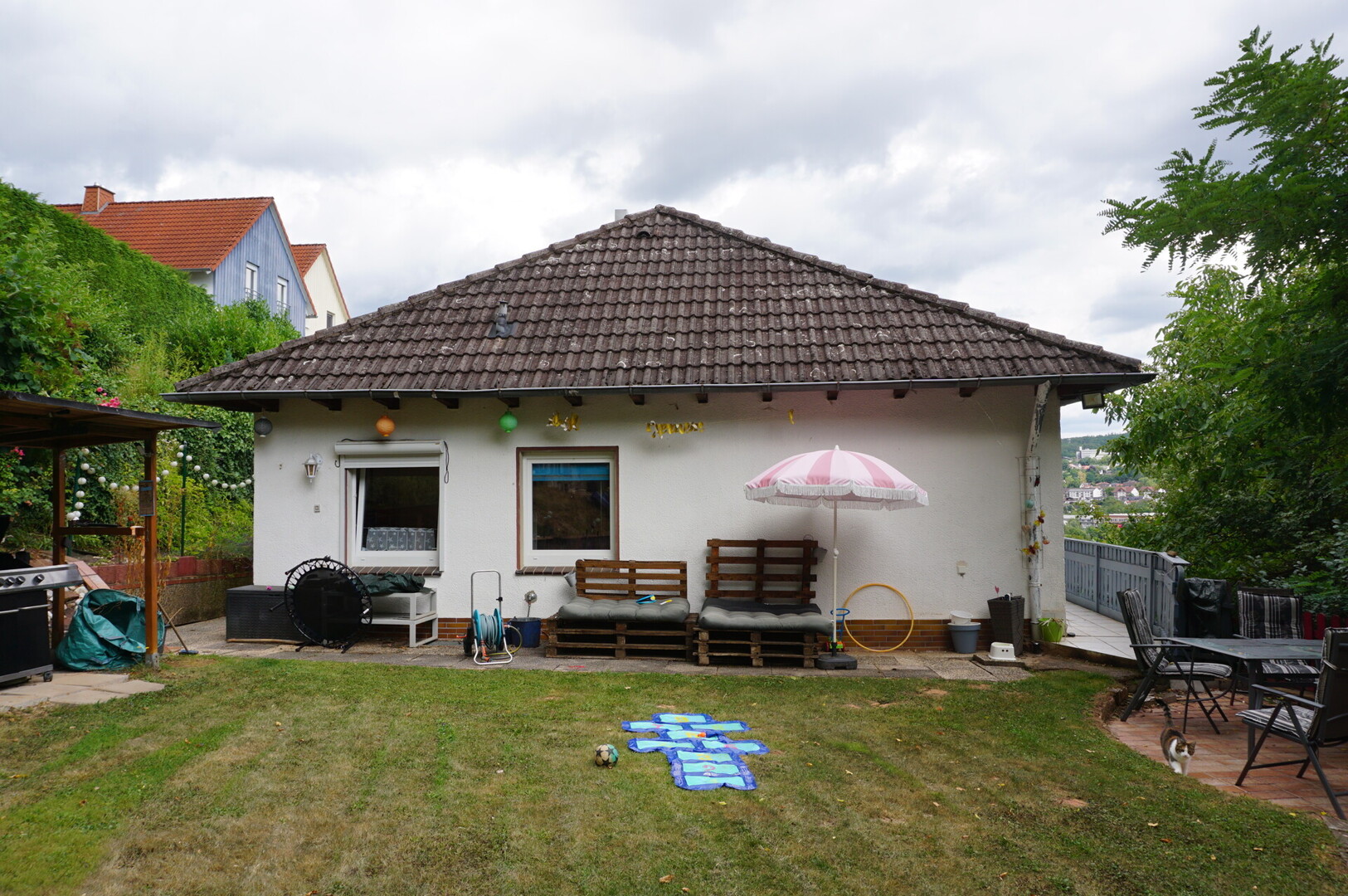 Einfamilienhaus sucht Familie. Keine Käuferprovision!