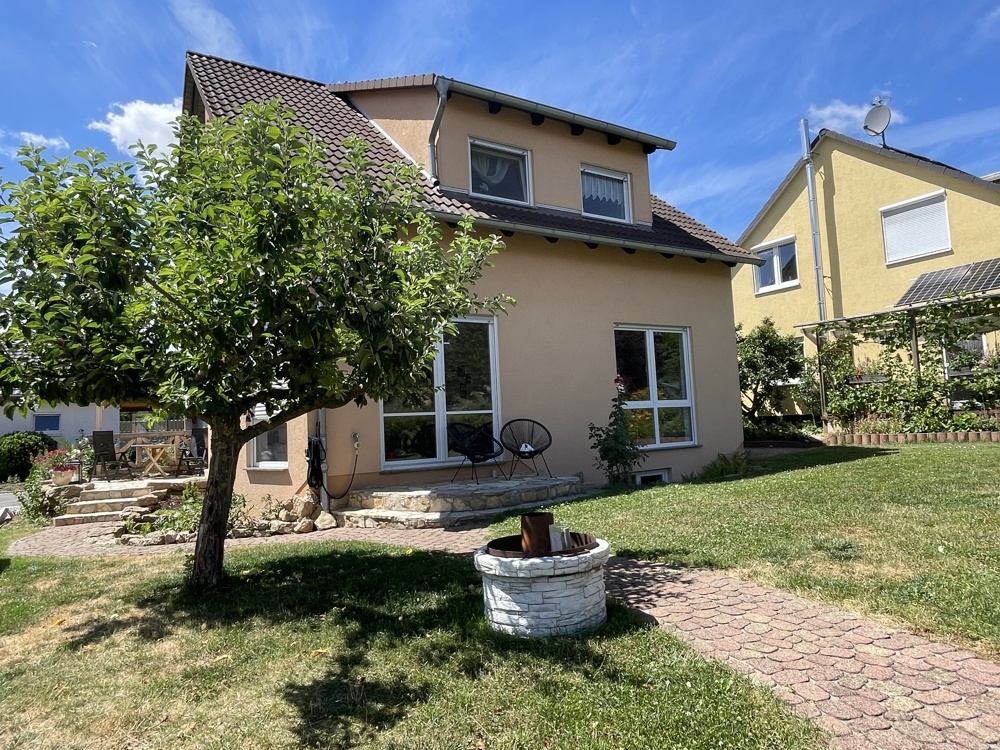 Ihr neues zu Hause in bester Lage - Einfamilienhaus mit Garten in Marbach