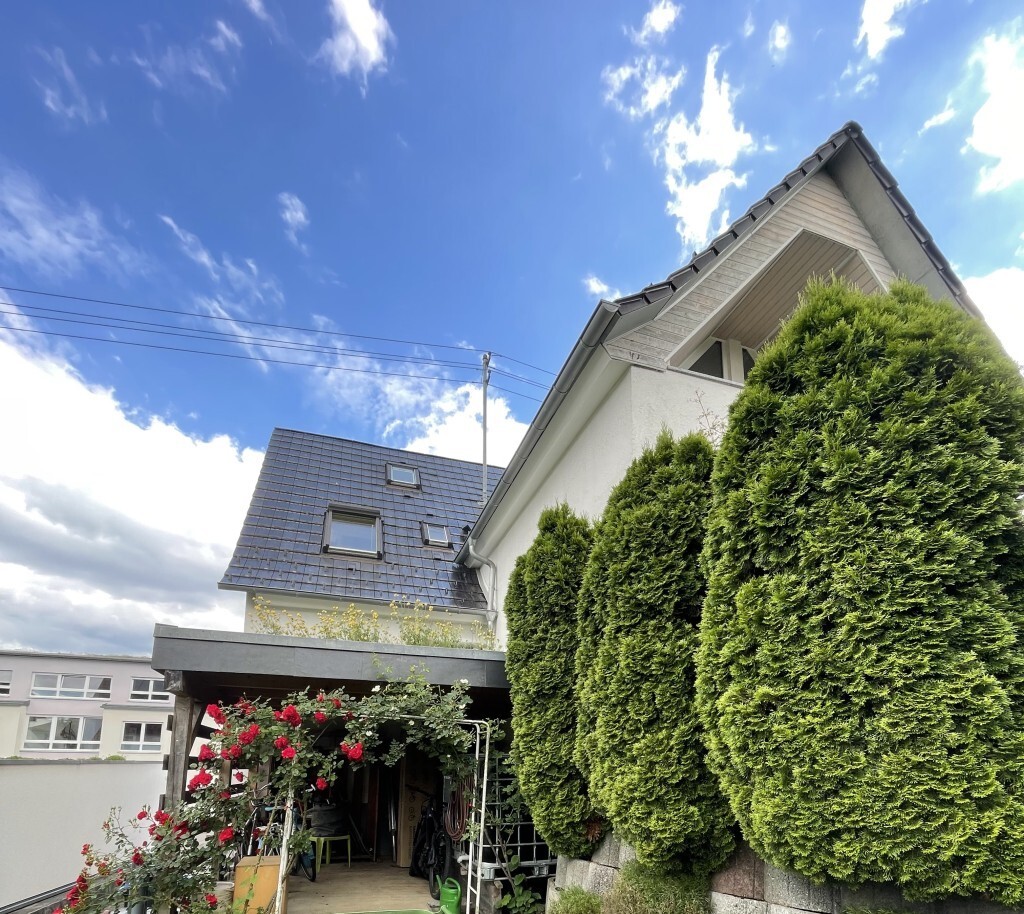 Letzte Chance: Hochwertig saniertes 3-Familienhaus mit Renditepotenzial