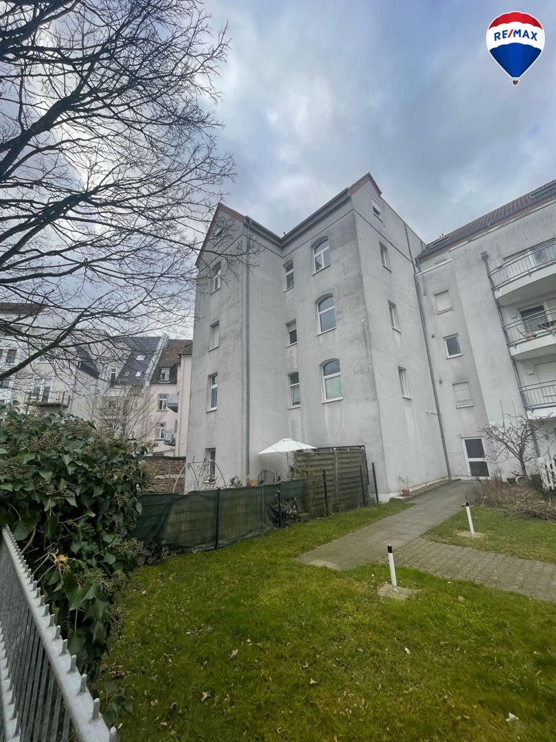 Renovierungsbedürftiges Mehrfamilienhaus 5 Parteien Renditeobjekt Bielefeld Zentrum 699.900,00 ,- €