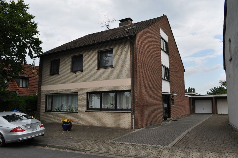 DACHGESCHOSSWOHNUNG in KEVELAER-WIDO