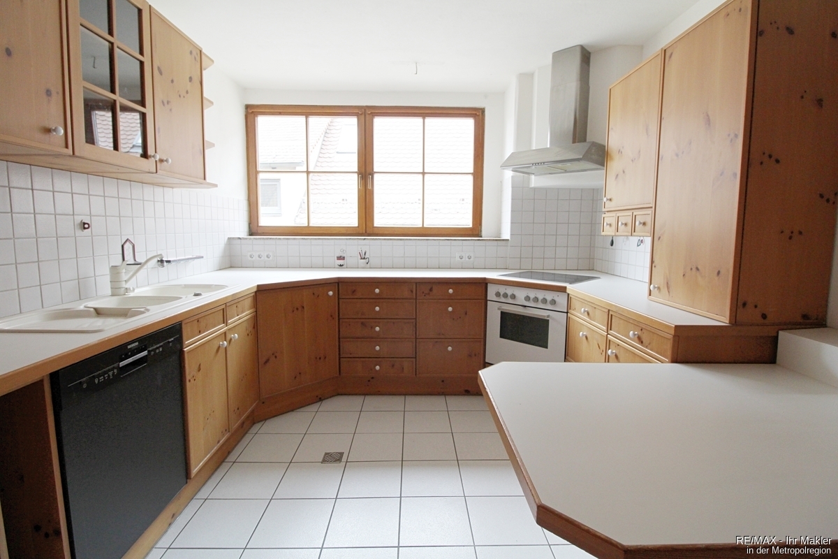 Über den Dächern Roßtals - Großzügige 4,5-Zimmer-Wohnung