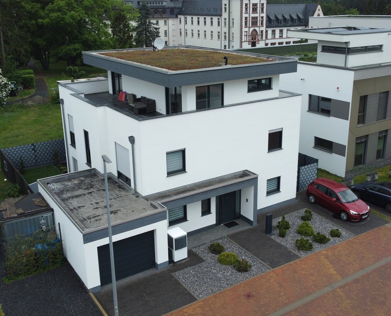 Exklusive Stadtvilla in Limburg - Modernstes Wohnen auf 3 Etagen!